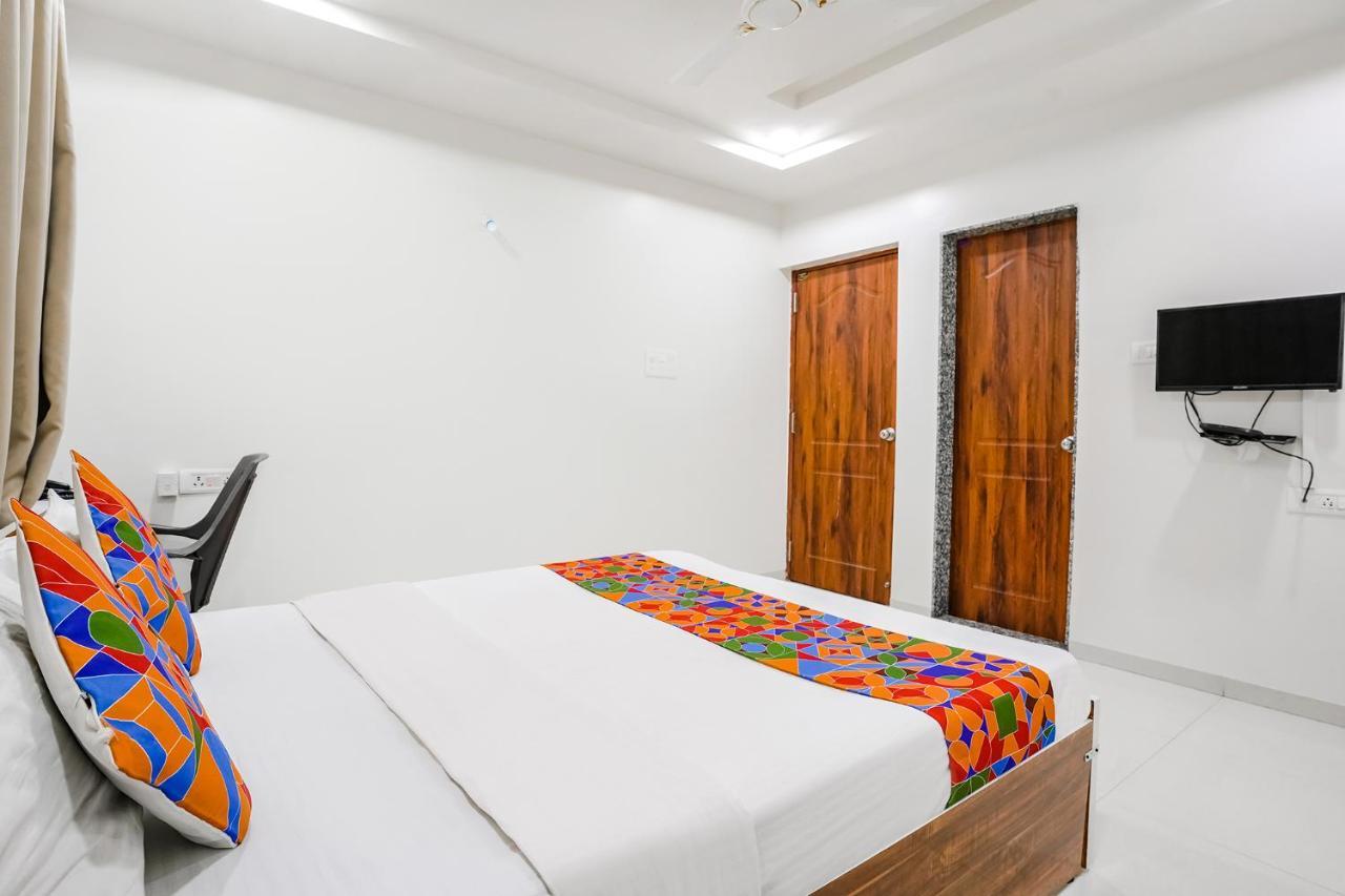 Hotel Fabhotel Omkar Executive - Nr International Airport 3*