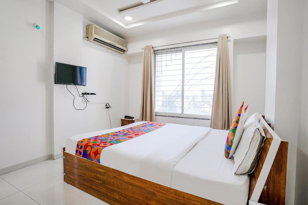 Hotel Fabhotel Omkar Executive - Nr International Airport 3*
